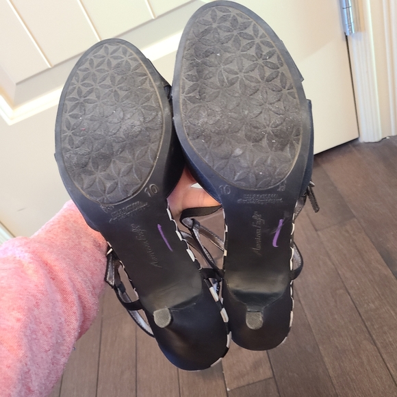 American Eagle Heels - Picture 9 of 14